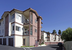 Bay Ridge Apartments in San Diego, CA - Foto de edificio - Building Photo