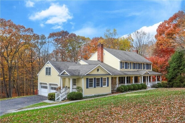 202 S Bald Hill Rd in New Canaan, CT - Building Photo - Building Photo