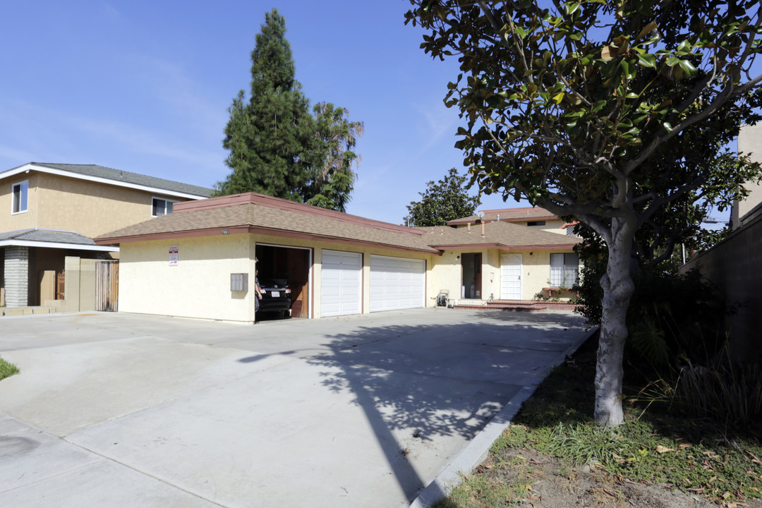 7891 Glencoe Ave in Huntington Beach, CA - Building Photo