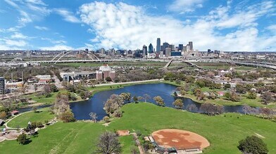 302 E 7th St in Dallas, TX - Building Photo - Building Photo