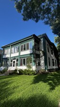 2449 Harriet Ave, Unit 3 in Minneapolis, MN - Building Photo - Building Photo