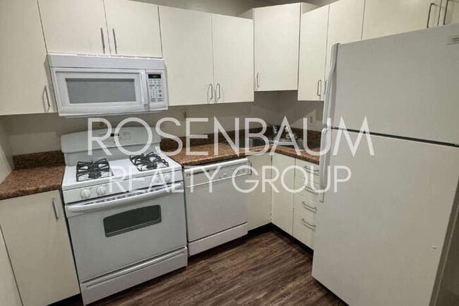 770 N Dodge Blvd in Tucson, AZ - Foto de edificio - Building Photo