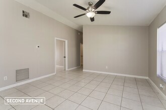 1914 Teaberry Ct in Orlando, FL - Foto de edificio - Building Photo