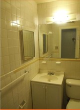 3146 Buena Vista Ter SE in Washington, DC - Foto de edificio - Interior Photo