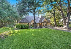 1520 Bellechase Dr in Keller, TX - Building Photo