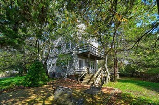 149 Atlantic Ave in Amagansett, NY - Building Photo