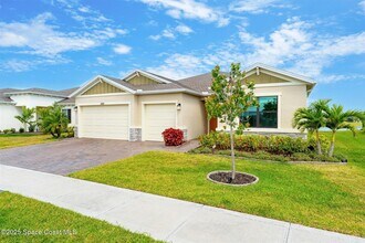 1082 Great Belt Cir in Melbourne, FL - Building Photo - Building Photo