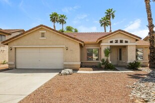 10355 W Sunflower Pl in Avondale, AZ - Building Photo
