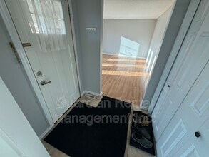 512 Black Bay Rd in Thunder Bay, ON - Building Photo - Building Photo