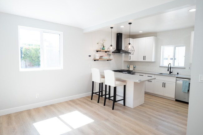 6246 Shirley Ave in Los Angeles, CA - Building Photo - Building Photo