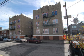 364-372 Fair St in Paterson, NJ - Foto de edificio - Building Photo