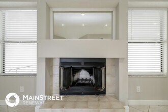 1851 Calmar St NW in Palm Bay, FL - Foto de edificio - Building Photo