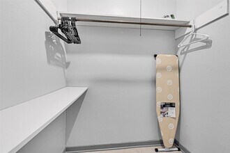 1806 Clayton Dr in Baytown, TX - Building Photo - Building Photo