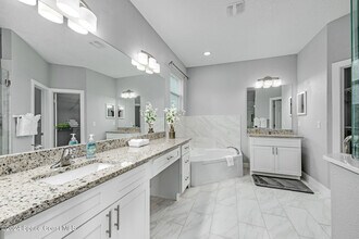 382 Eldron Blvd NE in Palm Bay, FL - Building Photo - Building Photo