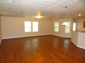 3406 Maris Way, Unit f in Humble, TX - Building Photo - Building Photo