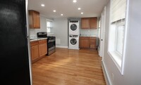 480 Centre St, Unit 480 in Boston, MA - Building Photo - Building Photo