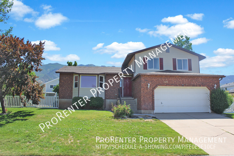 1348 N 1875 E in Layton, UT - Building Photo