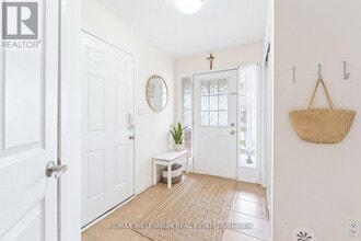 53 Colonel Frank Ching Cres in Brampton, ON - Building Photo - Building Photo