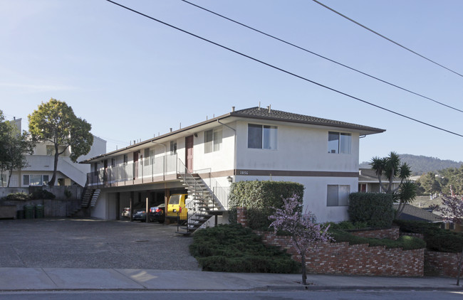 704 Park Ave in Monterey, CA - Foto de edificio - Building Photo