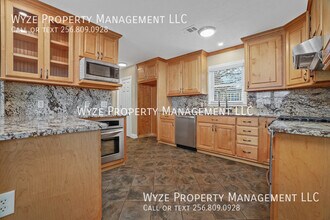 2105 Manassas Dr SW in Huntsville, AL - Building Photo - Building Photo