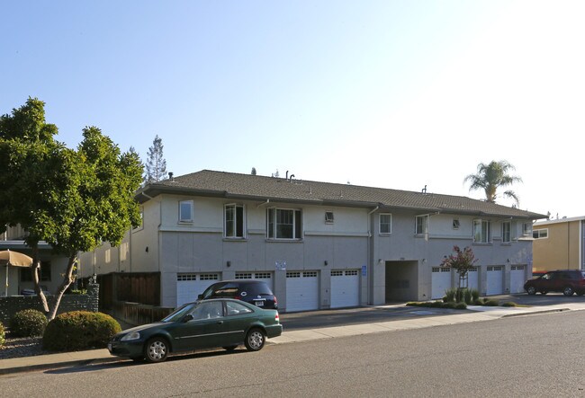 Miramar Way Apartments in Santa Clara, CA - Building Photo - Building Photo