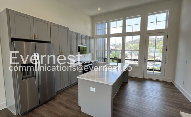 724 Belletrace Cir, Unit 1421 in Chattanooga, TN - Foto de edificio - Building Photo