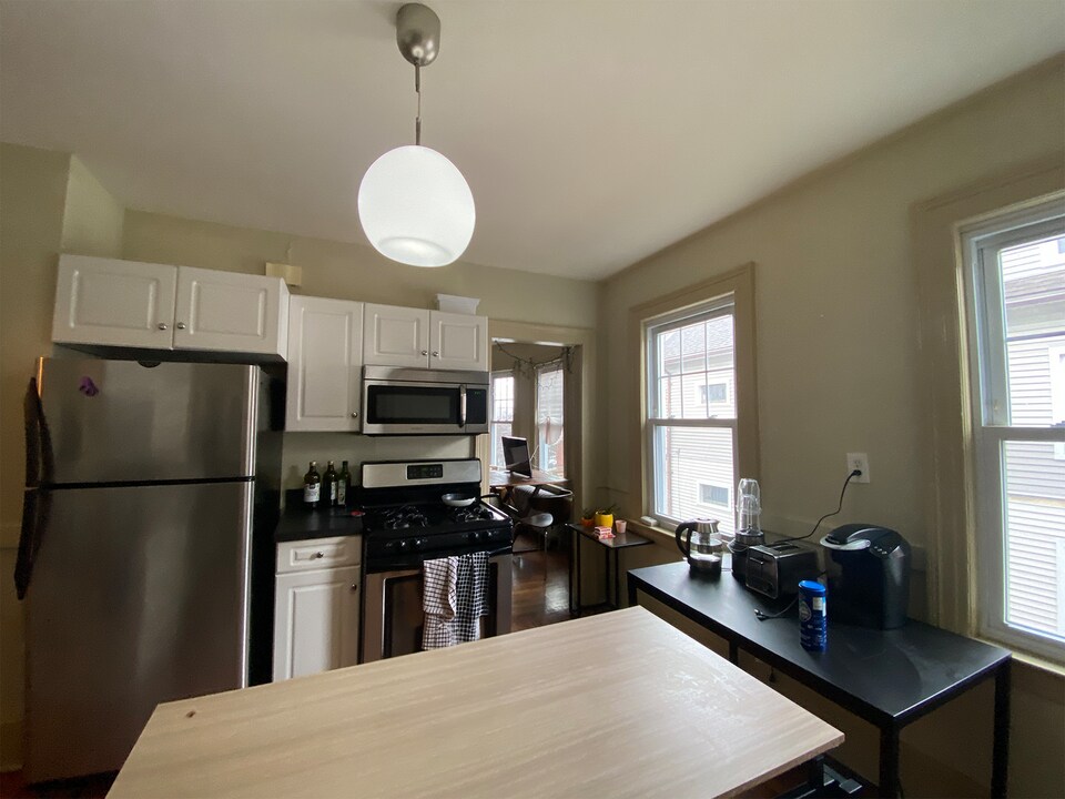 313 Mansfield St, Unit 315-#2 in New Haven, CT - Building Photo