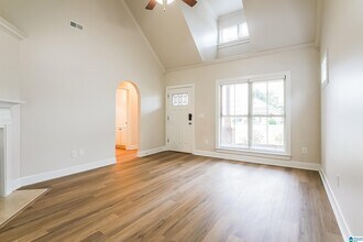 181 Creekstone Tr in Calera, AL - Building Photo - Building Photo