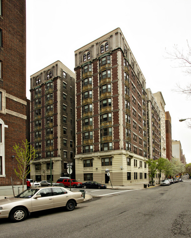 Carlton Arms in New York, NY - Building Photo - Building Photo