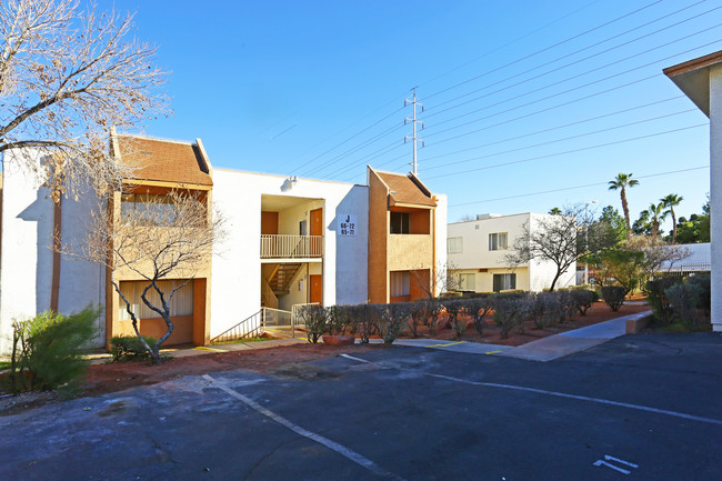 Eagle Apartments in Las Vegas, NV - Building Photo - Building Photo