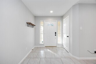 10123 Twila Springs Ct in Houston, TX - Building Photo - Building Photo