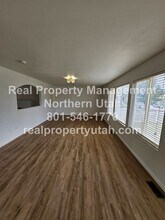 153 E 2400 S in Clearfield, UT - Building Photo - Building Photo