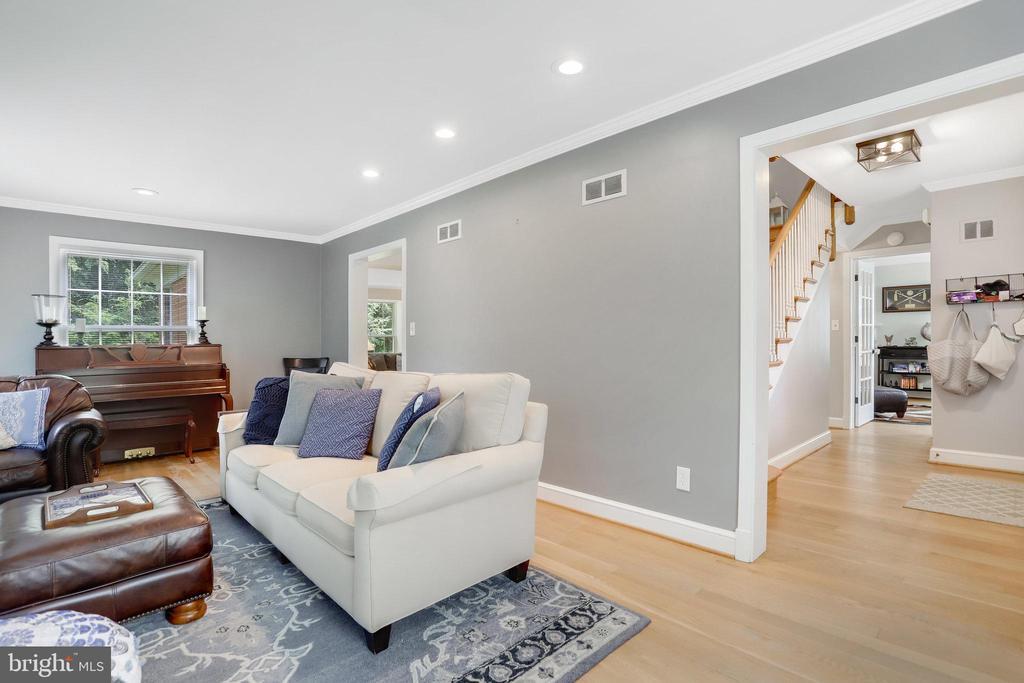 4755 34th St N in Arlington, VA - Building Photo