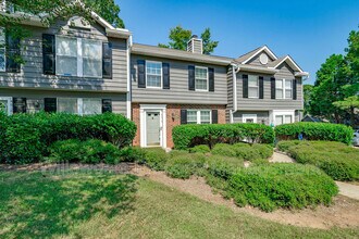 4614 Pine Trace Dr in Raleigh, NC - Building Photo - Building Photo