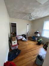21 Dover St, Unit 2 in Cambridge, MA - Building Photo - Building Photo