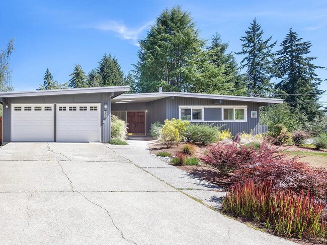property at 148 165th Ave NE