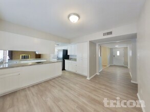 1550 E Kramer St in Mesa, AZ - Foto de edificio - Building Photo