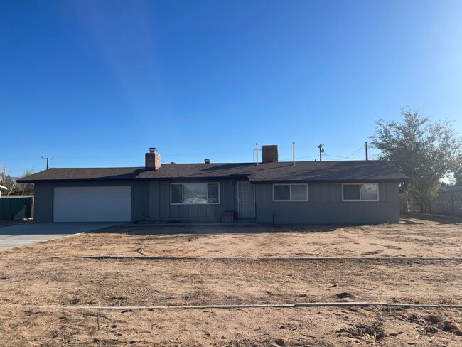 property at 21931 Fox Ave