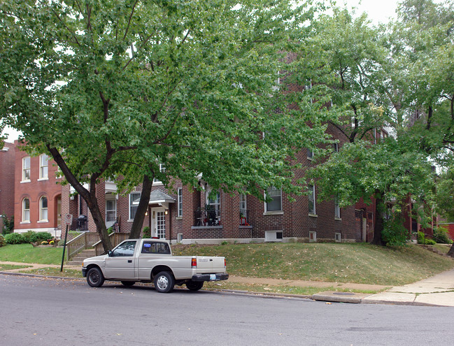 3890 Juniata St in St. Louis, MO - Foto de edificio - Building Photo