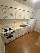 620 Lakeside Dr in Cambridge, OH - Building Photo - Building Photo