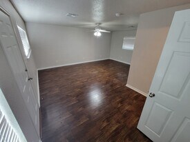 900 N 8th St in Temple, TX - Building Photo