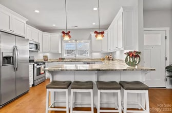 64 Leyland Cir in Hendersonville, NC - Building Photo - Building Photo