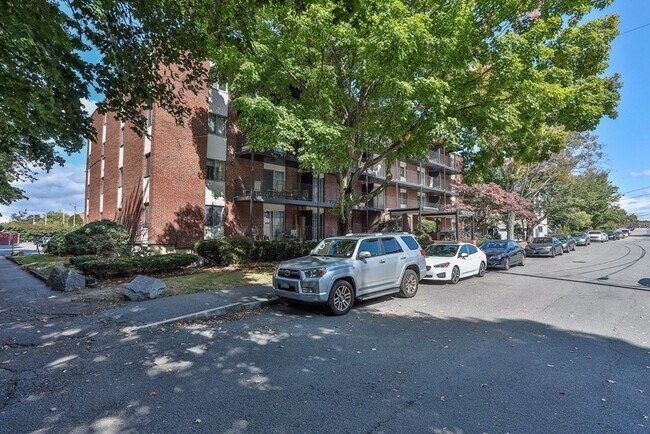 45 Oval Rd in Quincy, MA - Building Photo - Building Photo