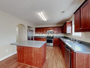 230 Overlook Dr in Dallas, GA - Building Photo - Building Photo