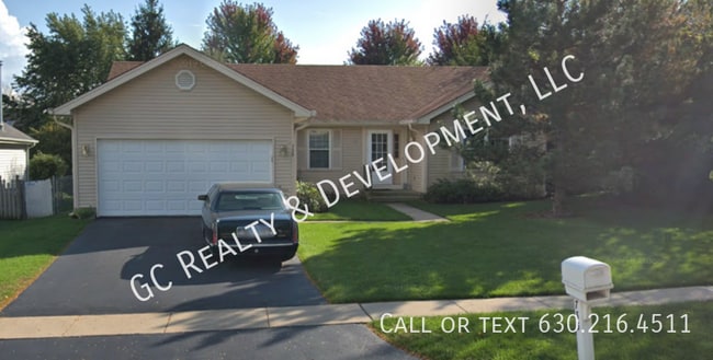 property at 735 Grandview Dr