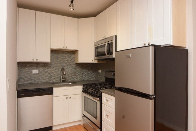 2839 W Palmer St in Chicago, IL - Building Photo - Building Photo