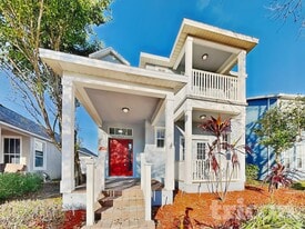 7013 Cupseed Ln in Harmony, FL - Building Photo