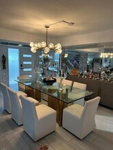 7362 Woodmont Ct in Boca Raton, FL - Foto de edificio - Building Photo