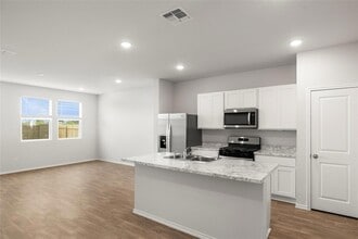 131 Kendall Ln, Unit 701 N Hollywood Way  #206 in Maxwell, TX - Building Photo - Building Photo