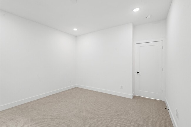 property at 10095 Serrano Pk Dr